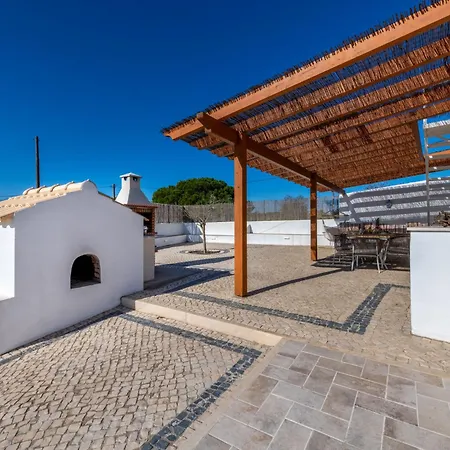 Dos Pombinhos By Interhome *