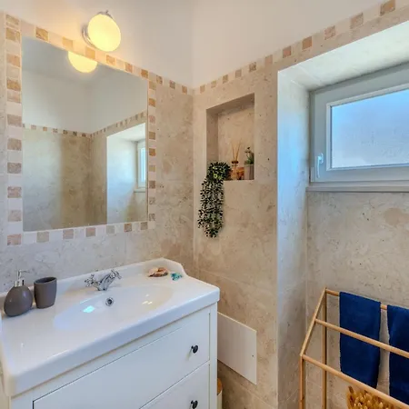 Dos Pombinhos By Interhome