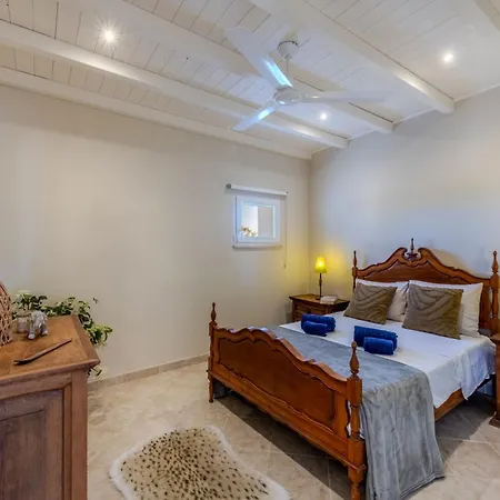 Dos Pombinhos By Interhome Porches (Algarve)