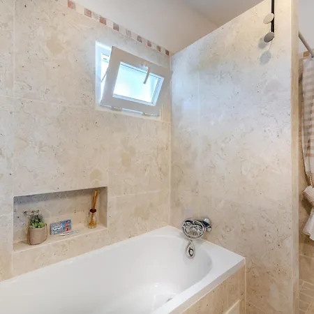 Holiday home Dos Pombinhos By Interhome Porches (Algarve)