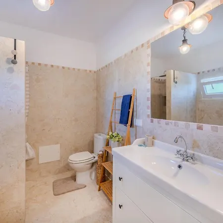 Dos Pombinhos By Interhome Holiday home *