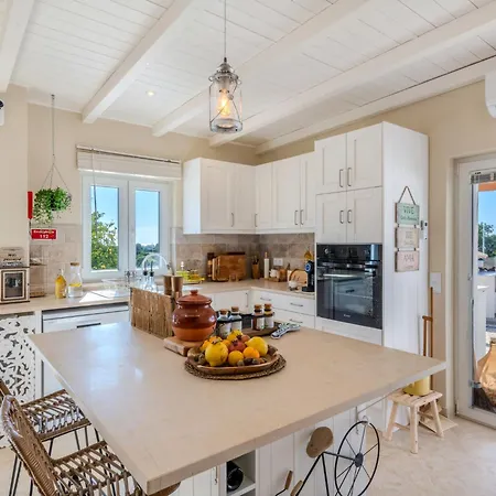 Dos Pombinhos By Interhome Holiday home *