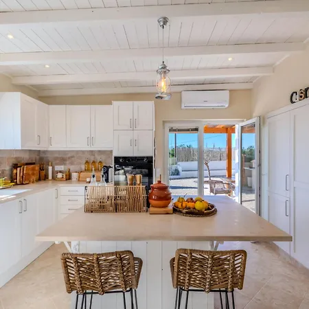 Holiday home Dos Pombinhos By Interhome *
