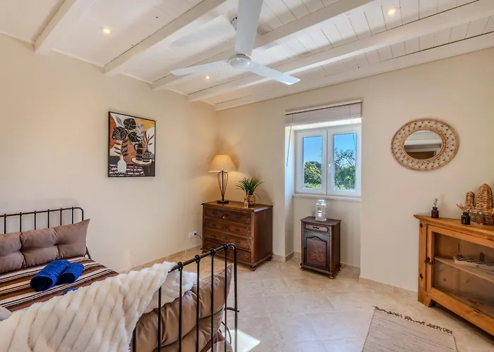 Dos Pombinhos By Interhome *