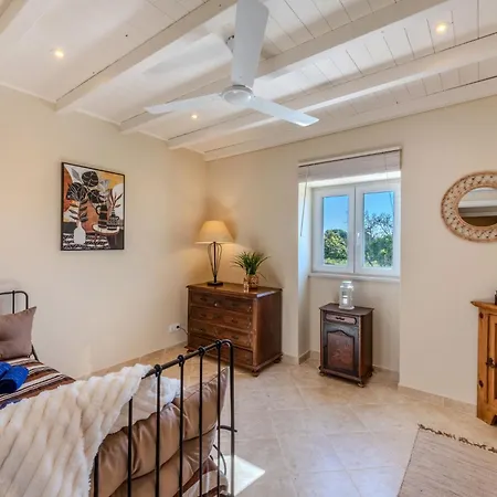 Dos Pombinhos By Interhome *