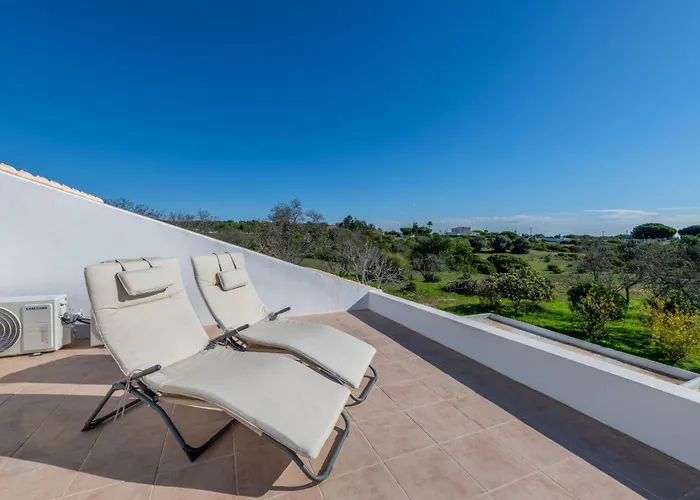 Dos Pombinhos By Interhome *
