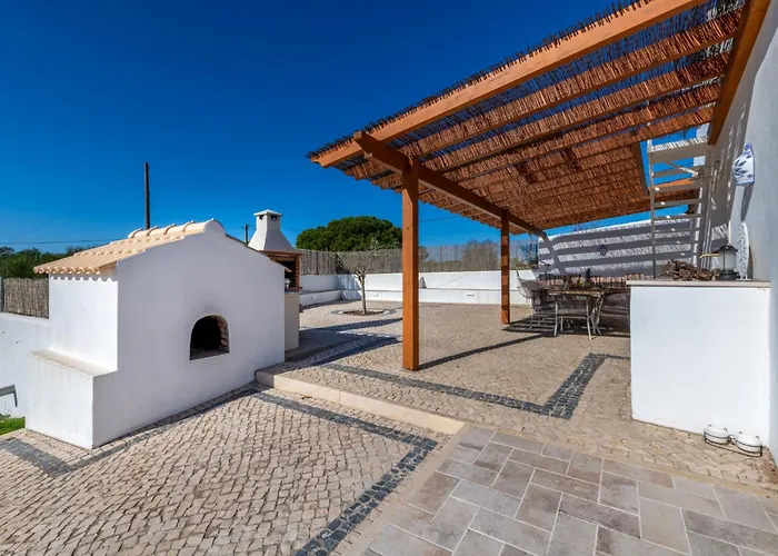 Dos Pombinhos By Interhome *